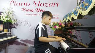 Bạn Sơn Tùng với tác phẩmRiver Flows in You Yiruma [upl. by Orfinger]