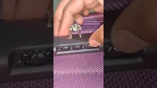 Unlock safari bag lock Reset password easy tricks [upl. by Theodore974]