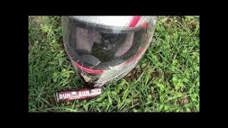 Profi petarda DUMBUM 30g vs Moto helma kat4 [upl. by Sivrep722]