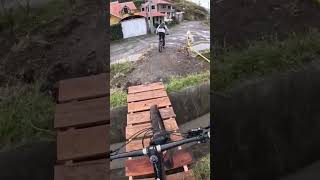 ⛰️Entrenamientos urbano chordeleg⛰️ 593MtbJuankEnriquez parati Cuenca DH EnduroMTB Downhill [upl. by Relyhcs]