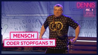 Aufm Fernseher hocken und Sofa gucken  Dennis aus Hürth [upl. by Asilam812]