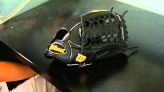 Wilson A2000 JH32 glove review [upl. by Notfilc]