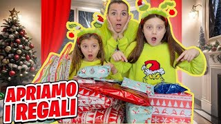 VLOG APRIAMO TUTTI I REGALI DI AURORA NOEMI E BABYANDREA RICEVUTI DA BABBO NATALE [upl. by Weisberg729]