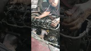 Nissan vanette fixing cylinder head [upl. by Stoops]