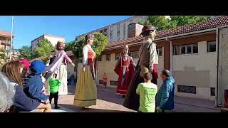 Gigantes y Cabezudos Alcalá de Henares por las fiestas de la virgen del val 2024 CAP 1 [upl. by Adnamas]