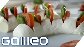 Original italienisch oder Massenproduktion So entsteht Mozzarella  Galileo  ProSieben [upl. by Schreib]