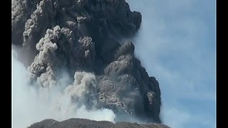 Raw Volcano Erupts in Costa Rica [upl. by Leveridge]