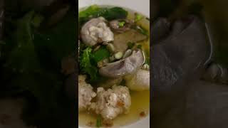 バンコクの屋台で食べたとてもうまい豚肉の内臓スープスクロール Sctolling Very good pork offal soup from a food stall in Bangkok [upl. by Sunil]