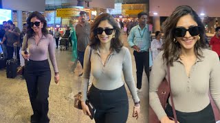 Mrunal Thakur Looking Absolutely Stunning And Hot Back To Mumbai After IIFA Utsavam [upl. by Itnava]