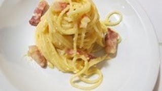 recette des pâtes carbonara à litalienne [upl. by Annaehr628]