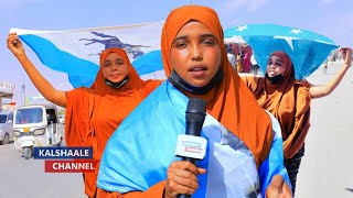 Gabadhii bilowga Kacdoonka Laascaanood siday Calanka Somalia oo ka hadashay Guusha SSC Khaatumo [upl. by Peggi]