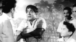 Sivaji Ganesan Visits AVM Studio  Raman Ethanai Ramanadi Comedy Scene [upl. by Holms542]