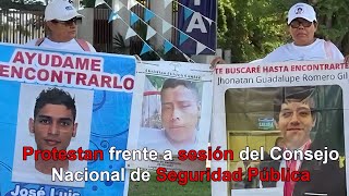 Protestan frente a sesión del Consejo Nacional de Seguridad Pública [upl. by Drape]