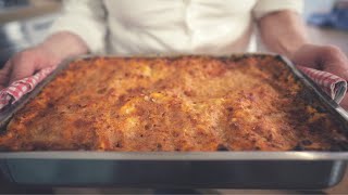 LASAGNE AL FORNO – ricetta classica fatta in casa con besciamella e ragù [upl. by Ayirp190]