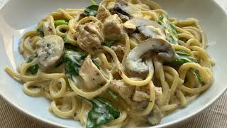 Creamy Mushroom amp Spinach Pasta with Chicken [upl. by Alliehs]