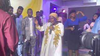 adeyinka Alaseyori bless Apekeola on stage when she sang the alujo to her new song on harmony stage [upl. by Aiker242]