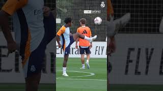 🔥 Endrick et Bellingham séclatent à lentraînement  shorts [upl. by Aynatal1]