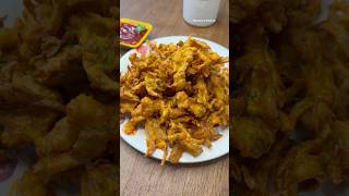 Crispy Kanda bhaji recipe  Onion pakora recipe  क्रिस्पी कांदा भजी रेसिपी [upl. by Giavani]