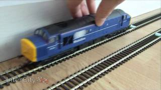 Opening the class 37 in Mainline livery from ViTrains [upl. by Vez110]