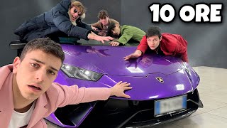 L’ultimo che toglie la mano dalla Lamborghini vince 1000€ [upl. by Feer840]