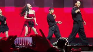 Sunmi  TAIL Mokkoji Budapest FANCAM 20241006 [upl. by Atsillak]