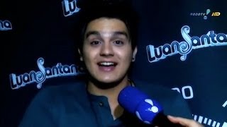 TV Fama Luan Santana puxa o saco do sogrão em música [upl. by Tania511]