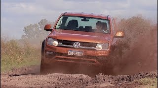 Volkswagen Amarok V6 Comfortline  Minitest  Matías Antico  TN Autos [upl. by Caprice]