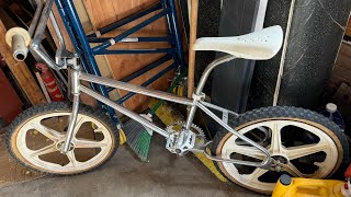 More work on the vintage Mongoose BMX [upl. by Haleehs]