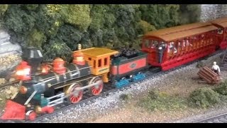 Disneyland Railroad Arrival HO Scale Model [upl. by Acilgna]