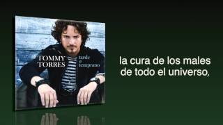 Tommy Torres  Por Un Beso Tuyo Lyric Video [upl. by Cirdahc]