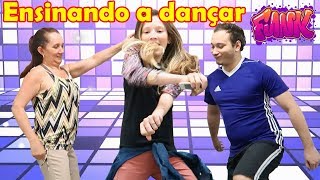 ENSINANDO MINHA MÃE DANÇAR FUNK 1 [upl. by Gunas]