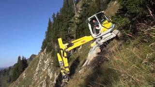 Menzi Muck M535 auf dem Stockhorn CH [upl. by Thissa661]