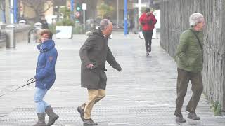 Temporal y viento en Donostia  Windy San Sebastián [upl. by Weiman]