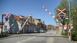 Spoorwegovergang Sakskøbing DK  Railroad crossing  Jernbaneoverskæring [upl. by Clary217]