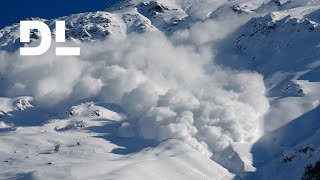 Avalanche meurtrière  « On ressent une grande incompréhension et de la fatalité » [upl. by Adyaj665]