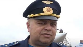 Rosyjski pilot zabity młotkiem – odpowiedzialny za ataki na cywili zatrzymany przez lokalnych mi [upl. by Nellie850]