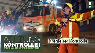 DREHLEITERKontrolle 🚒 Alle Fenster zu erreichen 12 Kabel Eins  Achtung Kontrolle [upl. by Dorise]