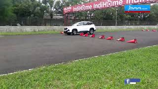 Impresi Pertama Wuling Almaz di Sirkuit Sentul Fun To Drive [upl. by Ytissahc]