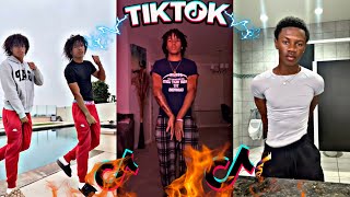 Trust issue by the weekend TikTok dance do you know what going on over here i do TikTok dance 🔥🔥 [upl. by Ahtabbat]