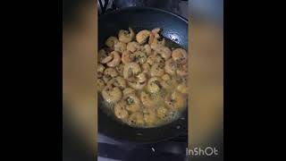 Como Fazer um Delicioso Camarão Frito 🍤 [upl. by Haek]