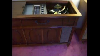 Magnavox 1963 AstroSonic Stereo in Italian Provincial Cabinet [upl. by Oidiple806]