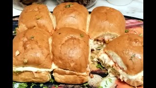 Cheesy chicken sliders Easy RecipeEasy creamy and cheesy chicken pav by BismiHomeKitchen [upl. by Claudette]