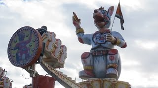 Feria de Valencia 2014  Mega Kanguro [upl. by Annekam]