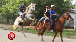 GRAN CABALGATA en Villa Rosa 2016 🐎🐴 [upl. by Ettenoj740]