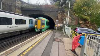 Southern passing balcombe for London Victoria [upl. by Hareema]