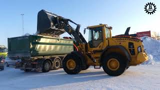 Volvo L60H Loading snow on Scania Trucks  Snölastning [upl. by Neila816]