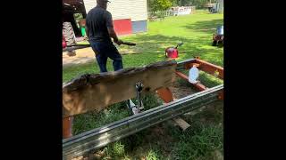 Norwood HD36 Sawmill Making a workbench [upl. by Joycelin]