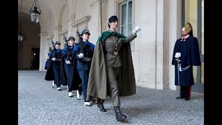 Cambio della guardia al femminile in occasione della giornata della donna [upl. by Mountford]