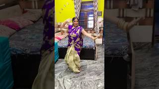 Aai bo woh kaata bollywood song dance shortsvideo [upl. by Holds]