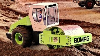 RC BOMAG BW 219 DH3 COMPACTOR ROLLER AT WORK ON THE CONSTRUCTION SITE  Faszination Modellbau 2016 [upl. by Froh902]